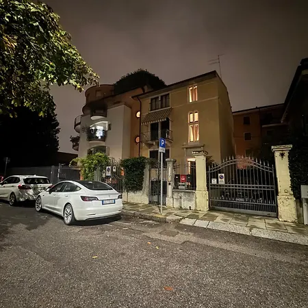 Διαμέρισμα Marcella Grand *